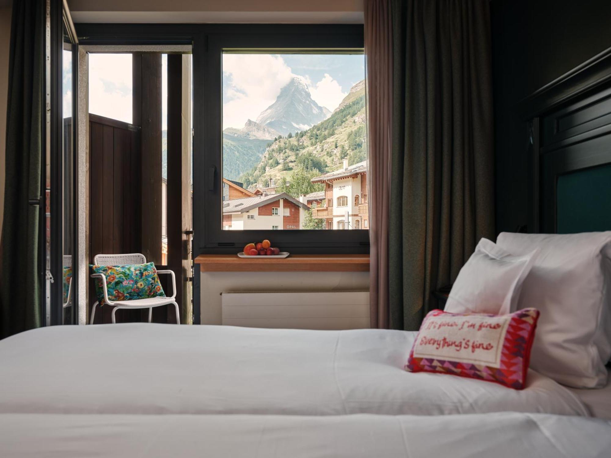 Готель National Zermatt - Matterhorn Views, Sunnegga Gateway & Spa Номер фото